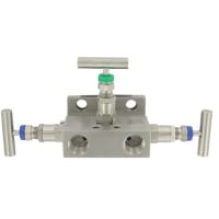 Dwyer Instruments Manifold; 3-Valve; Flanged; for Use with Series 3100 Diff. Pressure Transmitters