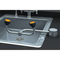 Guardian Equipment Eye Wash Station, AutoFlow Right Hand Deck Mounted with 90 Degree Swivel